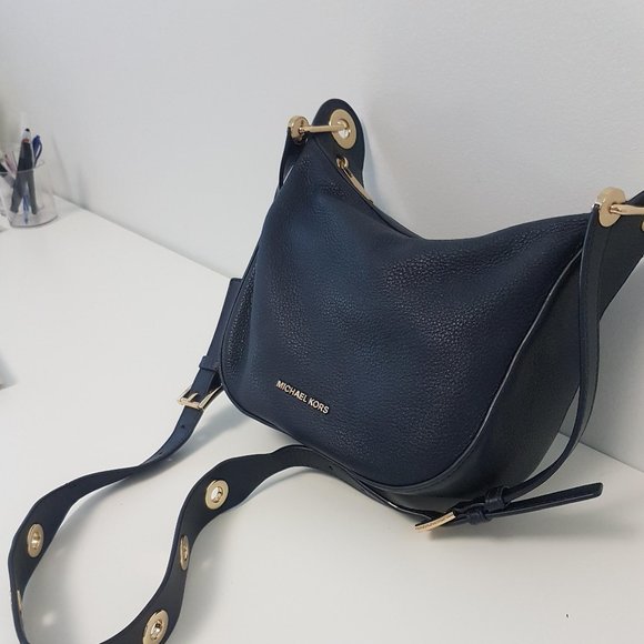 Michael Kors Raven Grommet Crossbody - Picture 3 of 3